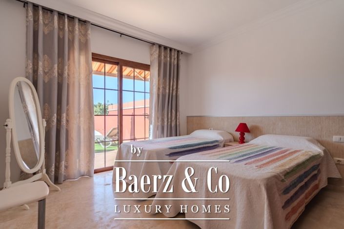 Image No.22-3 Bed Townhouse for sale