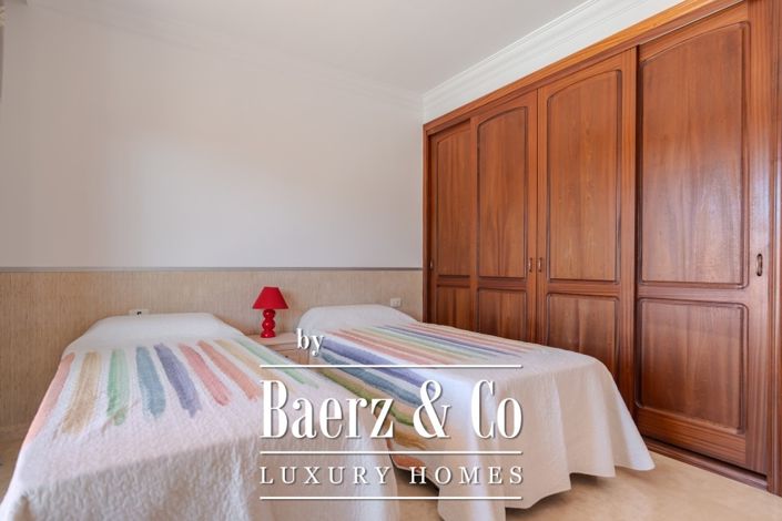 Image No.24-3 Bed Townhouse for sale