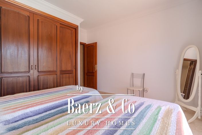 Image No.25-3 Bed Townhouse for sale