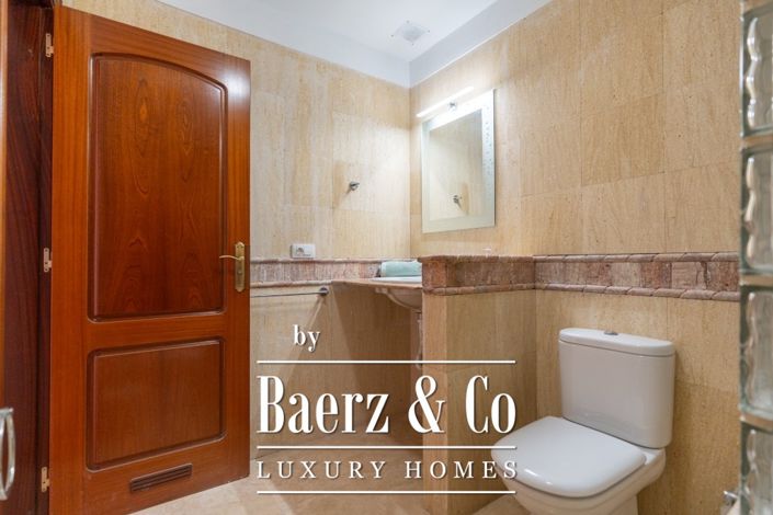 Image No.27-3 Bed Townhouse for sale