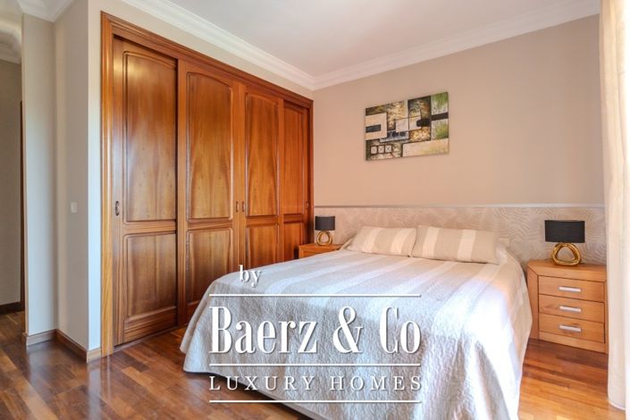 Image No.30-3 Bed Townhouse for sale