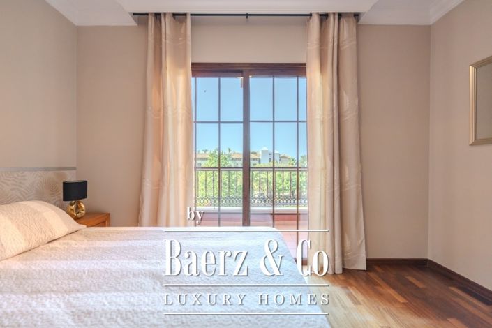 Image No.33-3 Bed Townhouse for sale