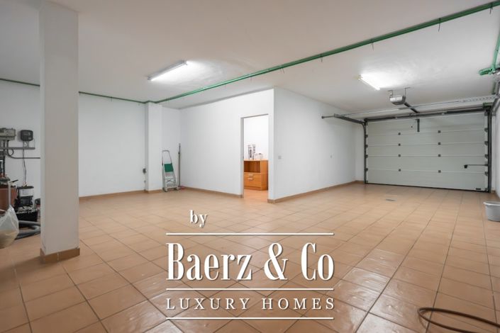 Image No.57-3 Bed Townhouse for sale