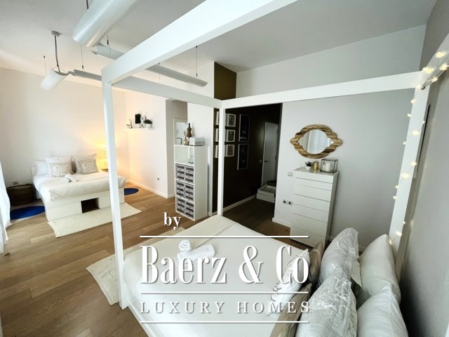 Image No.10-5 Bed Villa for sale