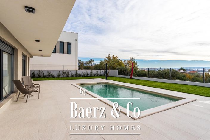 Image No.26-4 Bed Villa for sale