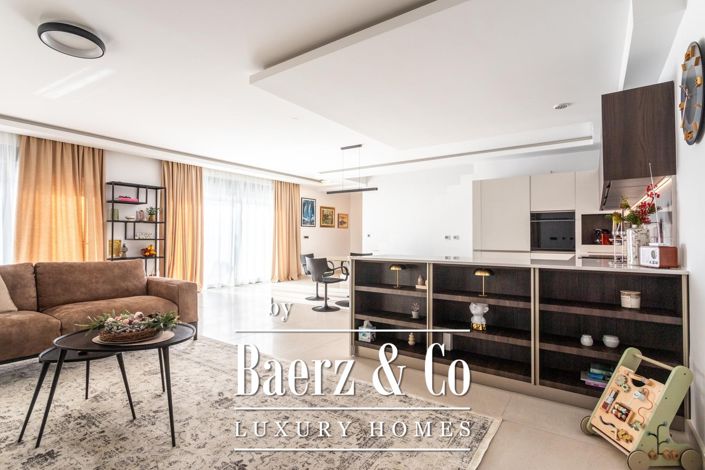 Image No.3-4 Bed Villa for sale