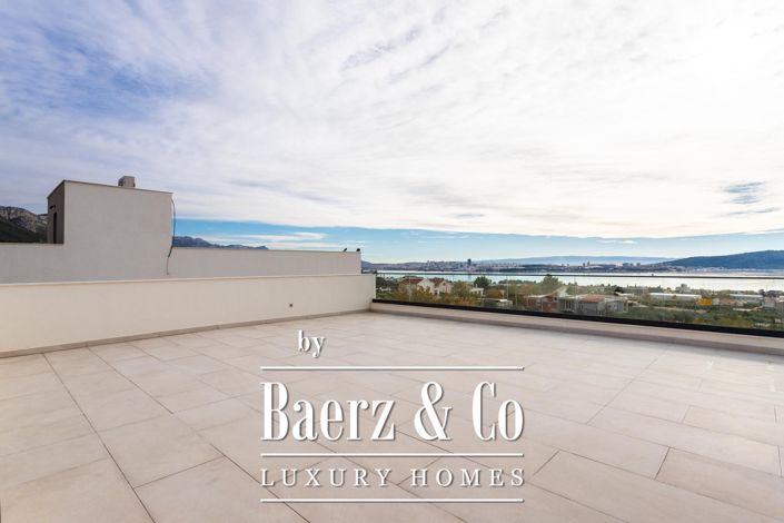 Image No.35-4 Bed Villa for sale