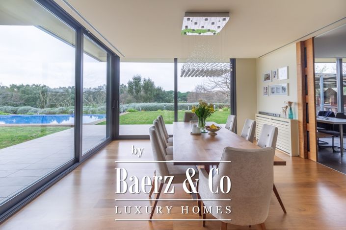 Image No.13-7 Bed Property for sale