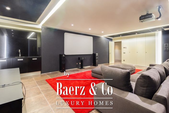 Image No.37-7 Bed Property for sale