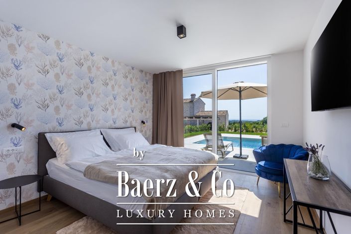 Image No.11-4 Bed Villa for sale