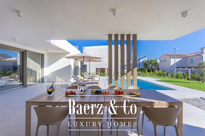 Image No.22-4 Bed Villa for sale