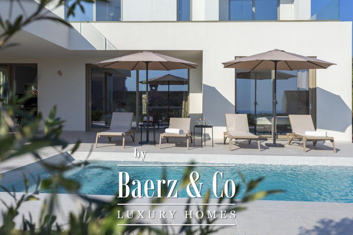 Image No.28-4 Bed Villa for sale