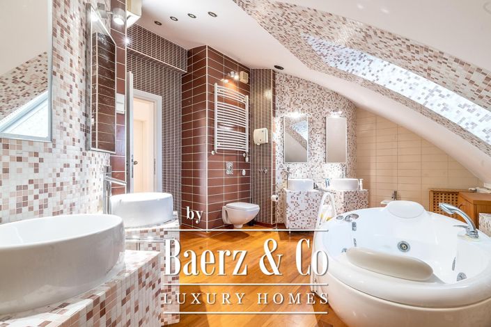 Image No.10-4 Bed Apartment for sale