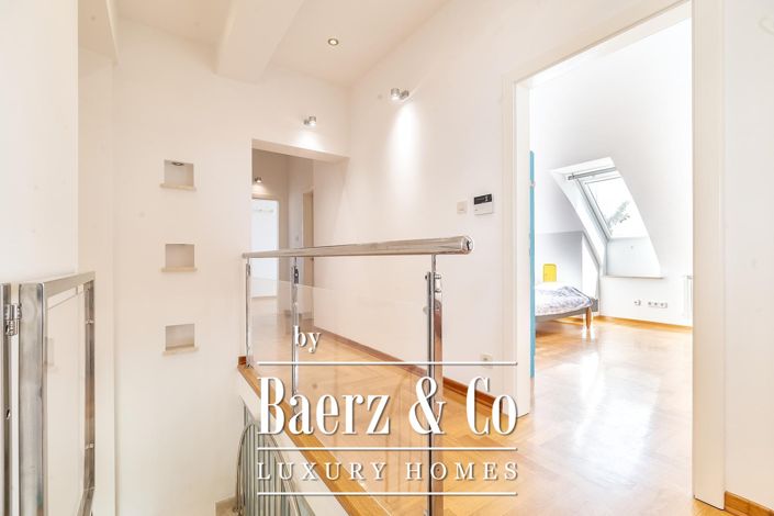 Image No.11-4 Bed Apartment for sale