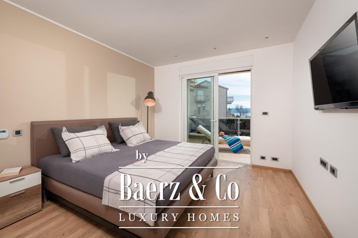 Image No.10-4 Bed Apartment for sale