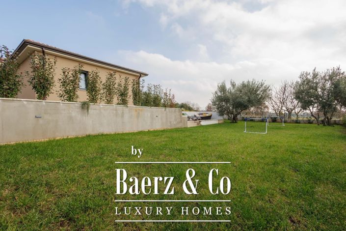 Image No.14-Villa de 4 chambres à vendre à Kaštelir-Labinci