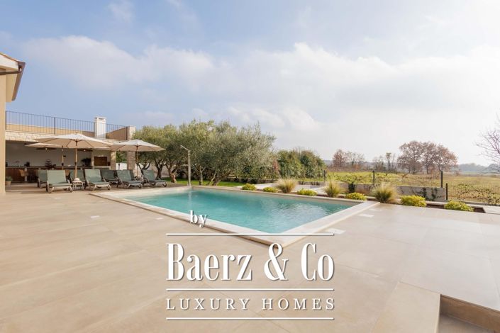 Image No.2-Villa de 4 chambres à vendre à Kaštelir-Labinci