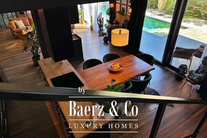 Image No.10-3 Bed Townhouse for sale