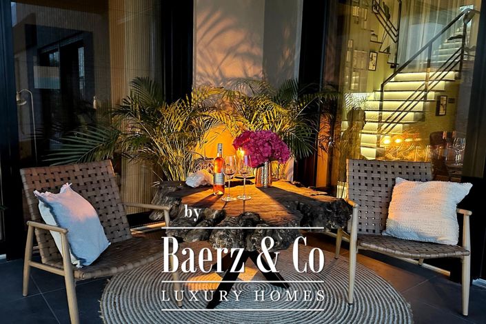 Image No.19-3 Bed Townhouse for sale