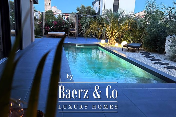 Image No.20-3 Bed Townhouse for sale