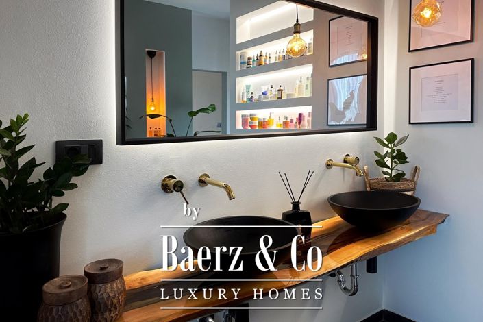 Image No.22-3 Bed Townhouse for sale