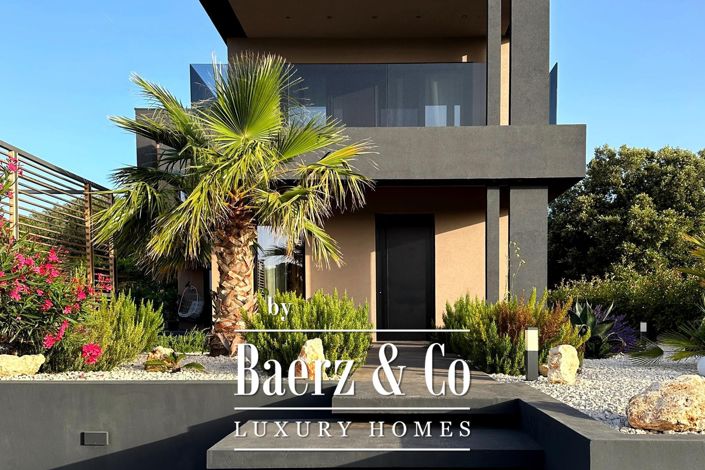 Image No.3-3 Bed Townhouse for sale