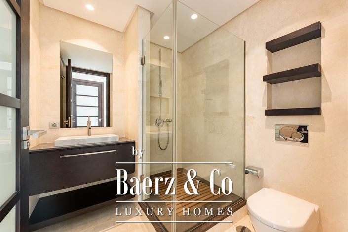 Image No.16-4 Bed Property for sale