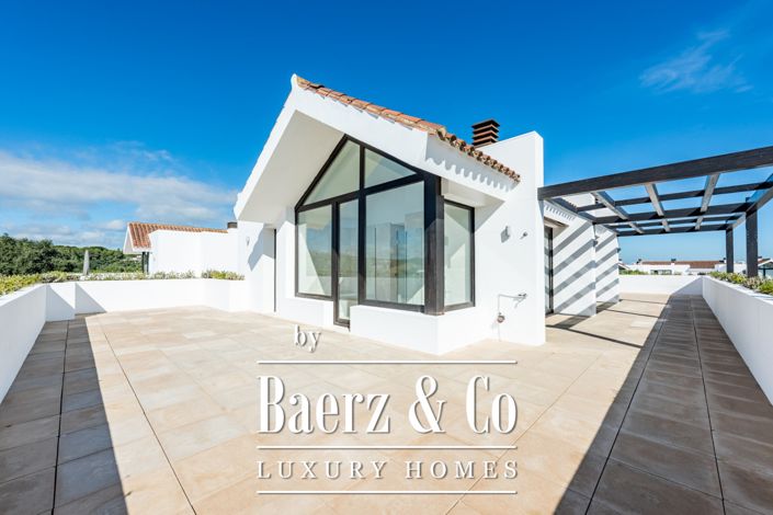 Image No.19-4 Bed Property for sale