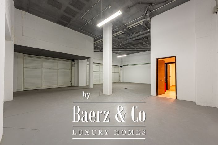 Image No.35-4 Bed Property for sale