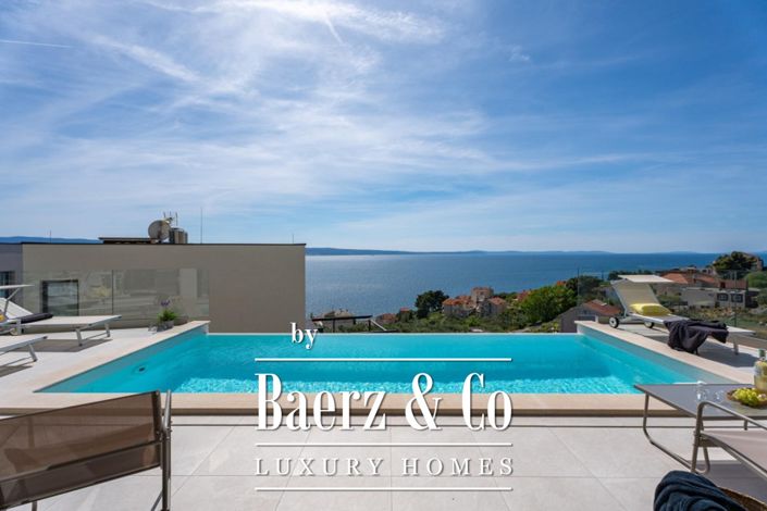 Image No.5-3 Bed Property for sale