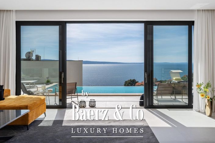 Image No.6-3 Bed Property for sale