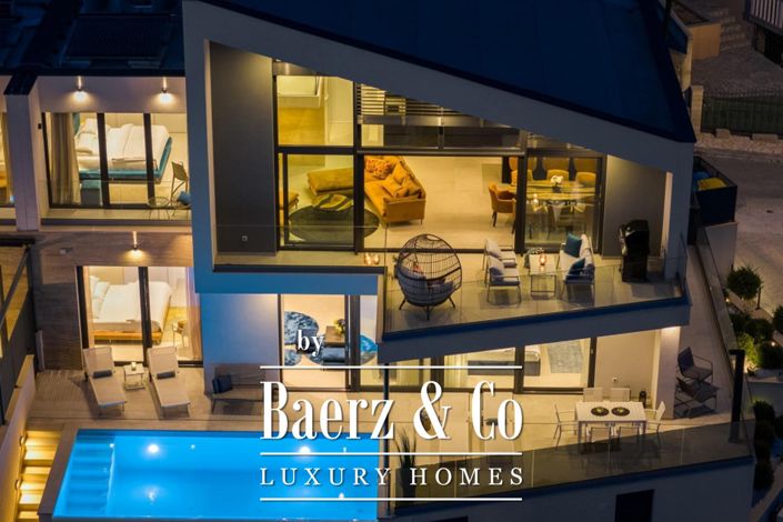 Image No.21-3 Bed Property for sale