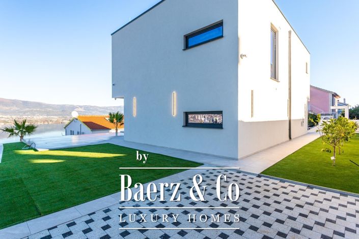 Image No.22-3 Bed Villa for sale