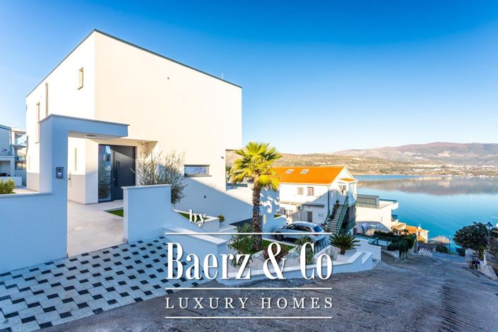 Image No.25-3 Bed Villa for sale