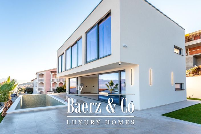 Image No.30-3 Bed Villa for sale