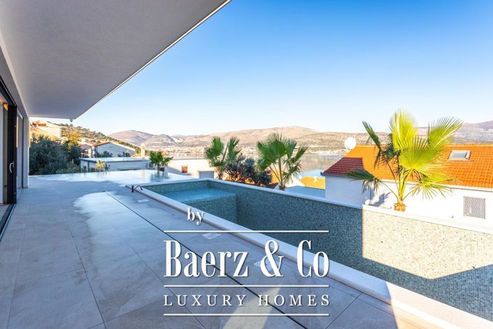 Image No.31-3 Bed Villa for sale