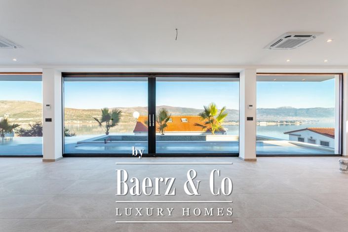 Image No.5-3 Bed Villa for sale