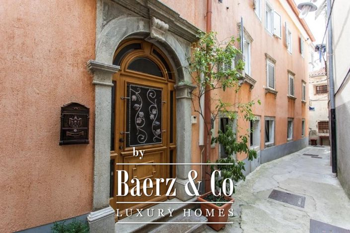 Image No.2-15 Bed House for sale