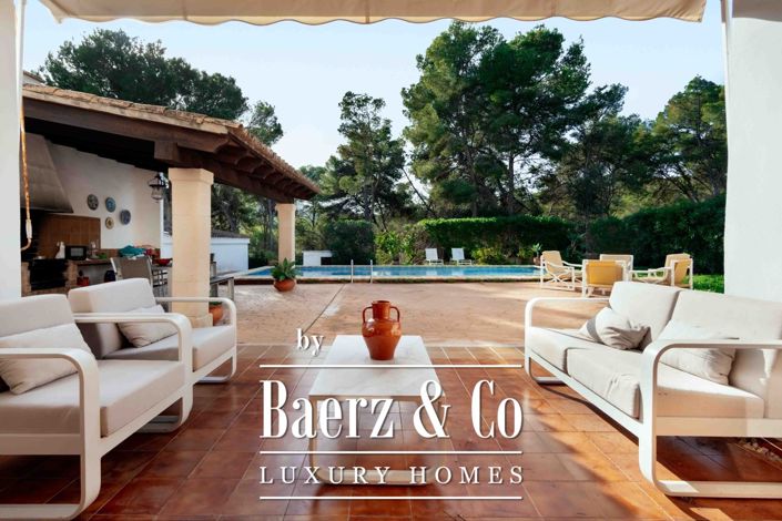 Image No.12-4 Bed Villa for sale