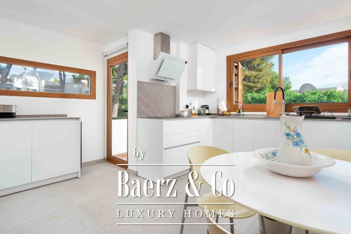 Image No.8-4 Bed Villa for sale