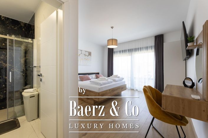 Image No.18-5 Bed Villa for sale