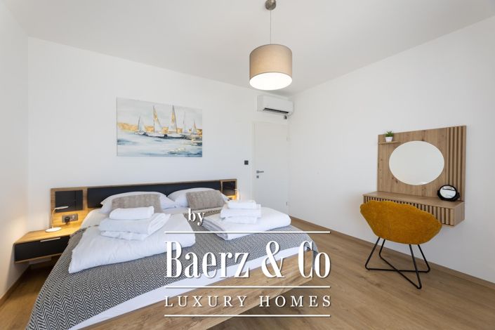 Image No.24-5 Bed Villa for sale