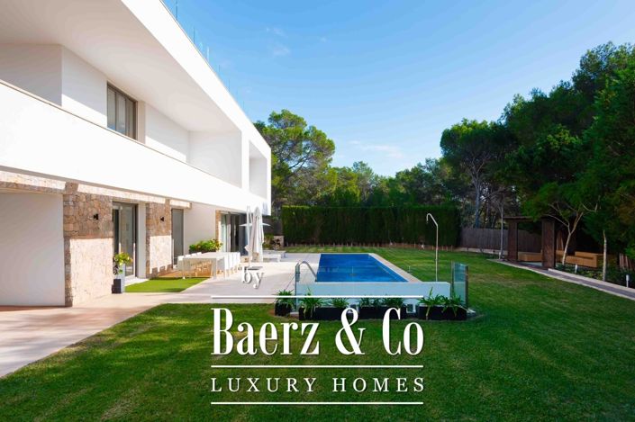 Image No.13-5 Bed Villa for sale