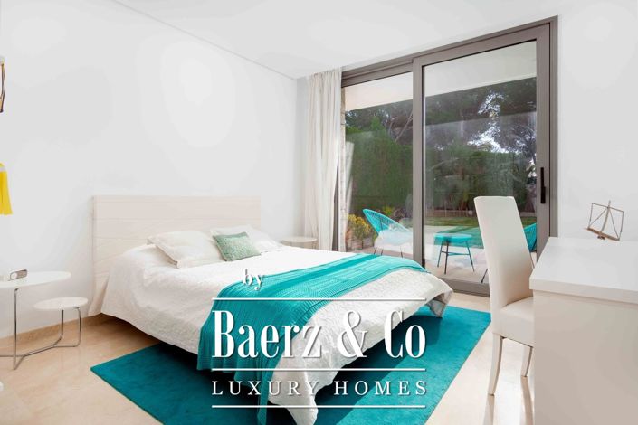 Image No.33-5 Bed Villa for sale