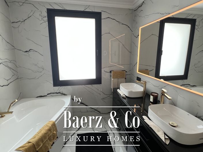 Image No.22-4 Bed Villa for sale