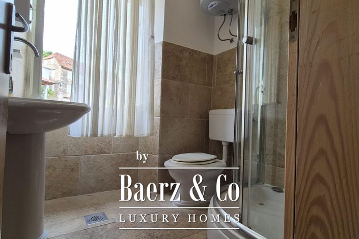 Image No.15-4 Bed Property for sale