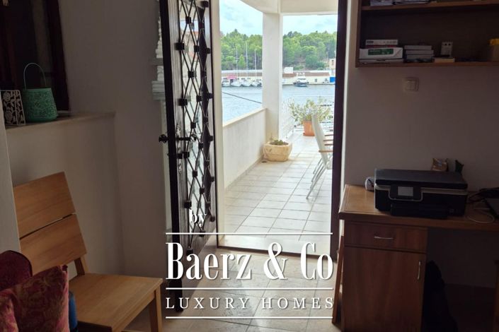 Image No.29-4 Bed Property for sale