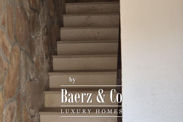 Image No.3-4 Bed Property for sale