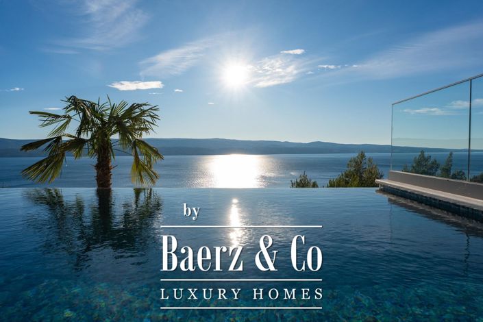 Image No.10-5 Bed Villa for sale