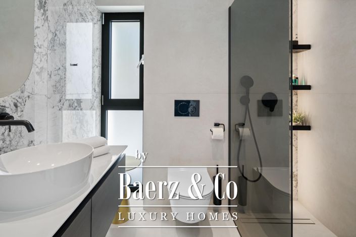 Image No.13-5 Bed Villa for sale